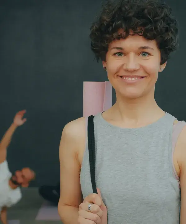 Лиза Кравец, преподаватель йоги